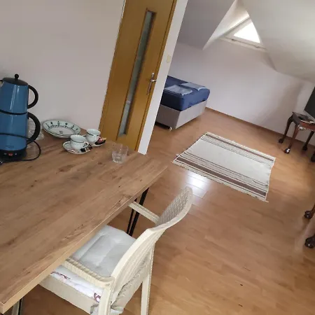 Gazde/Camere de închiriat 2 Minutes To Sea And Strip Private With Bathroom And Balcony Marmaris